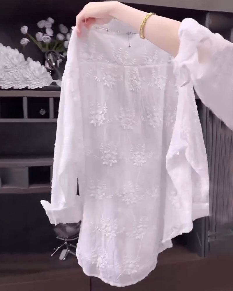 Linnea – Broderad skjorta med tappad axel - Stockholm-Select