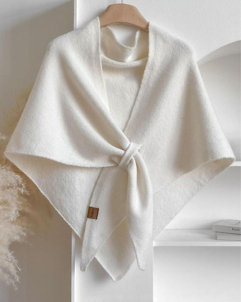 Lina – Modern trianglesjal i ull - Stockholm-Select