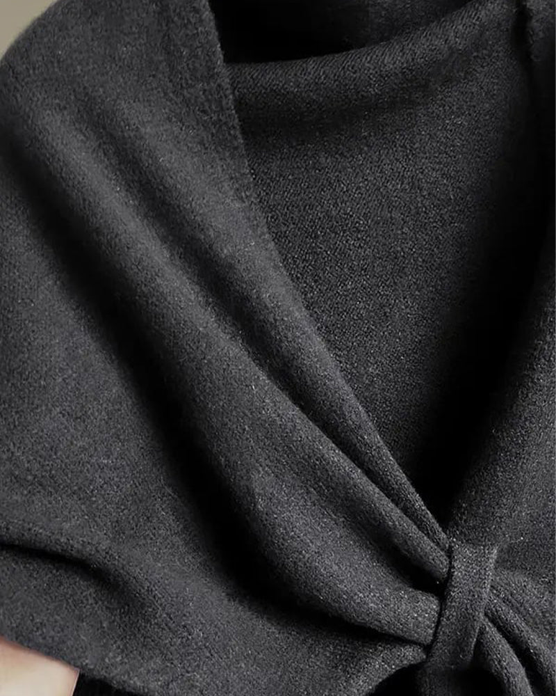 Lina – Modern trianglesjal i ull - Stockholm-Select